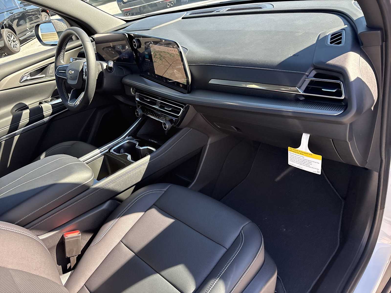 2027 Chevrolet Traverse LT - Photo 28