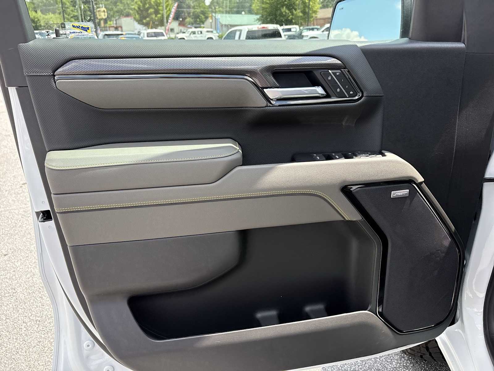 2026 Chevrolet Silverado 1500 ZR2 - Photo 23