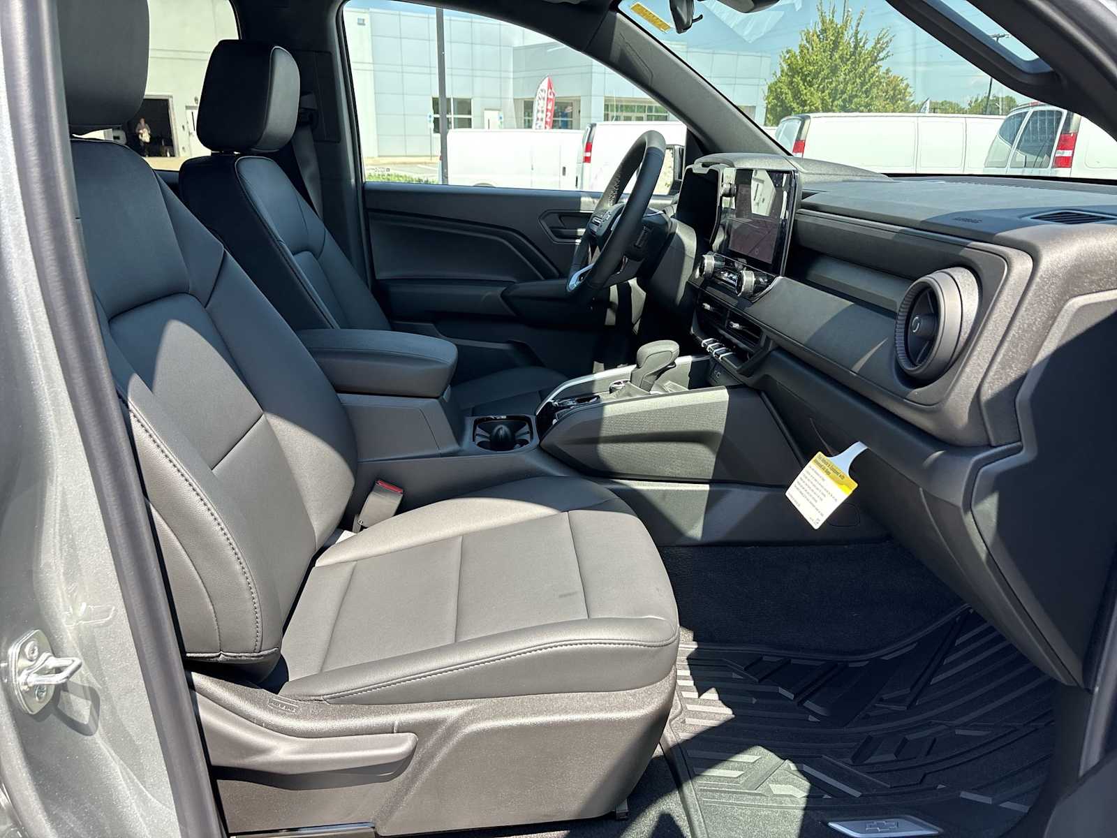 2026 Chevrolet Colorado Trail Boss - Photo 27