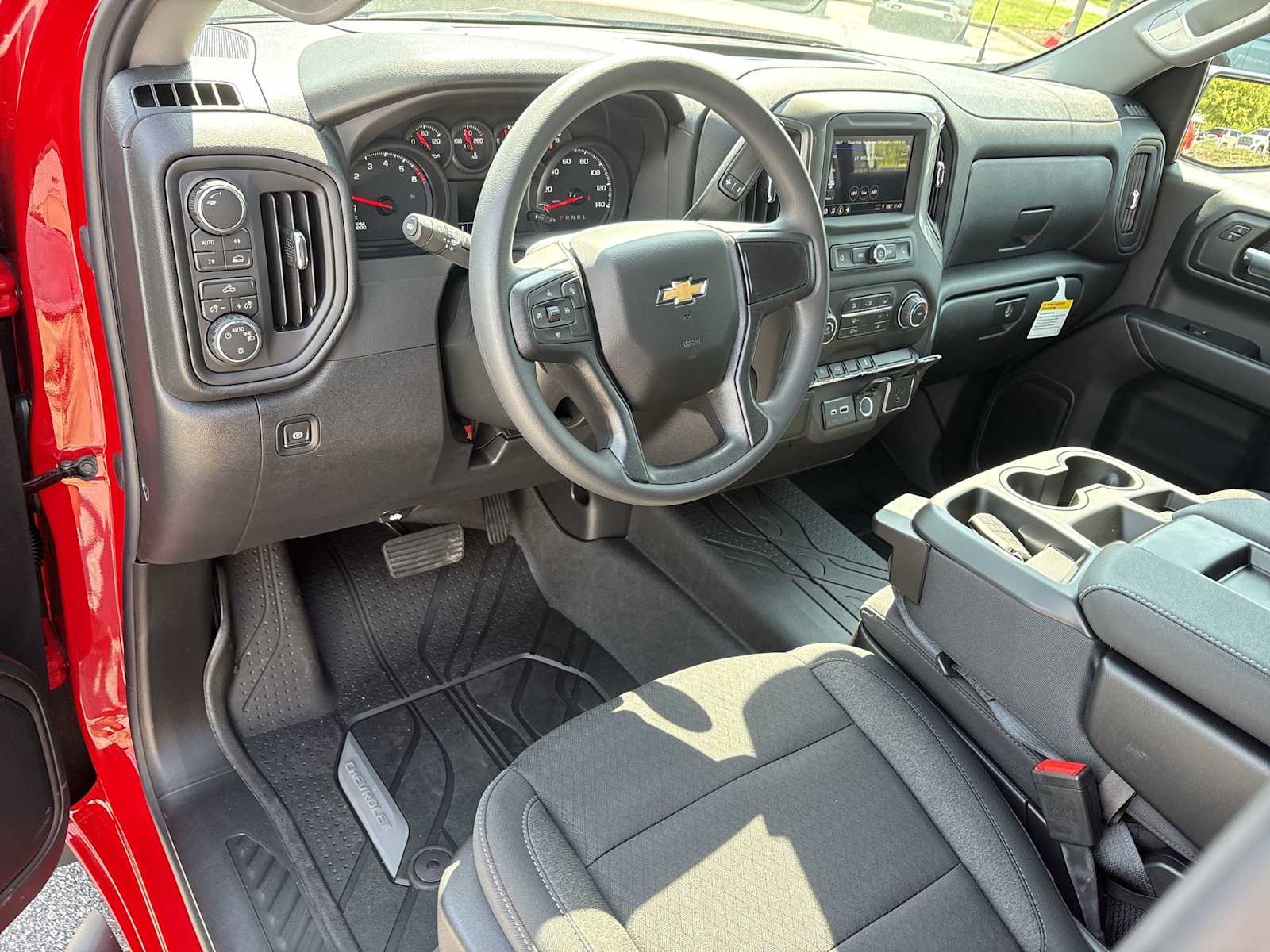 2026 Chevrolet Silverado 1500 Custom - Photo 10