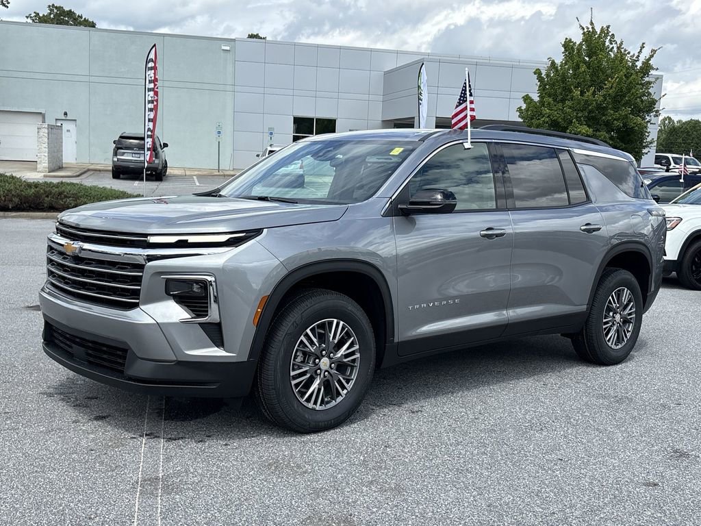 2026 Chevrolet Traverse photo 4