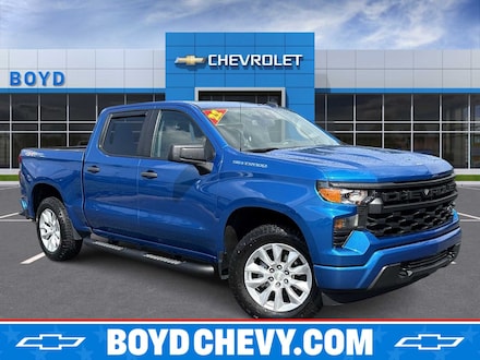 2022 Chevrolet Silverado 1500 Custom Truck