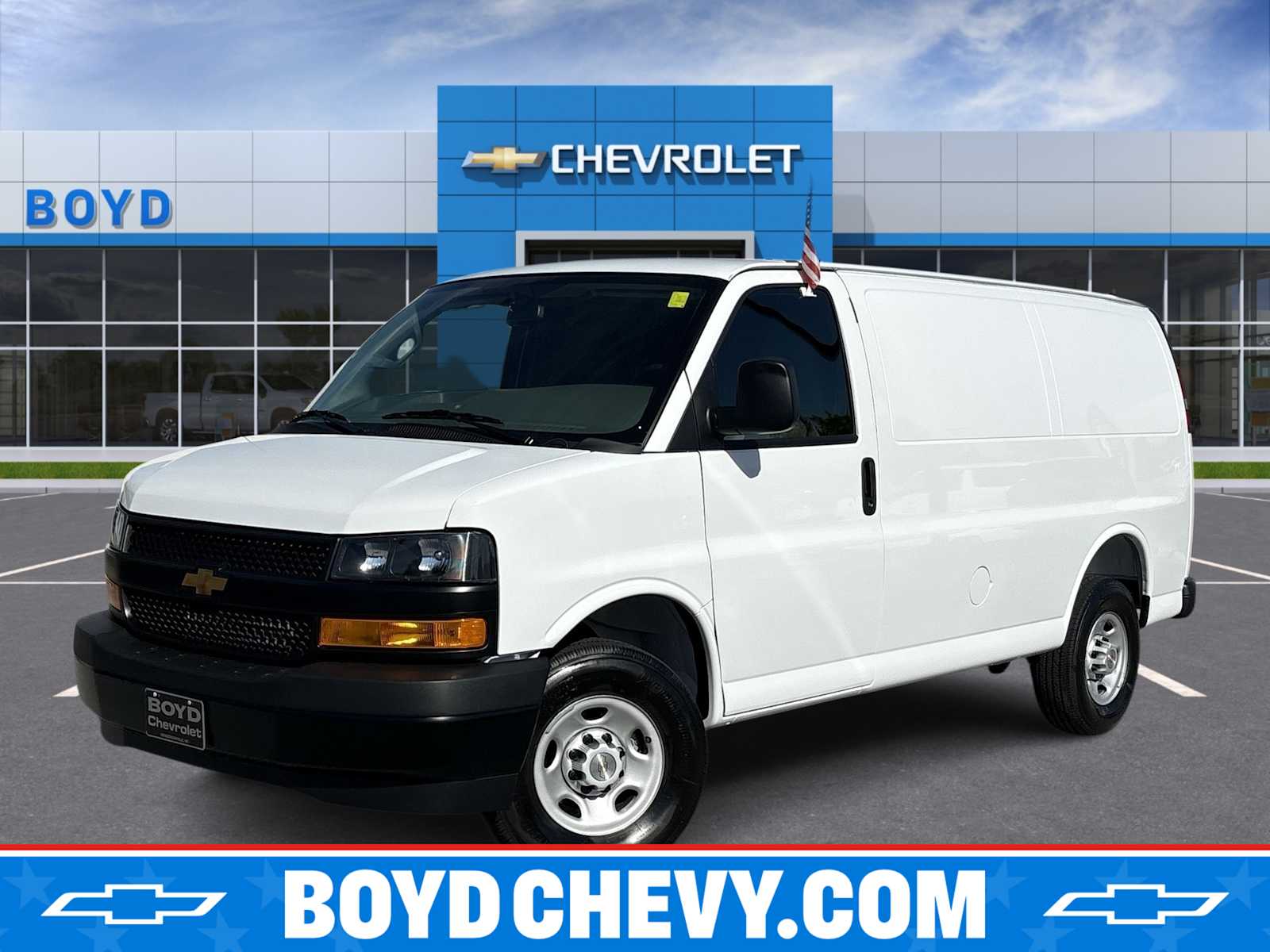 2026 Chevrolet Express 2500 Work Van HD's photo