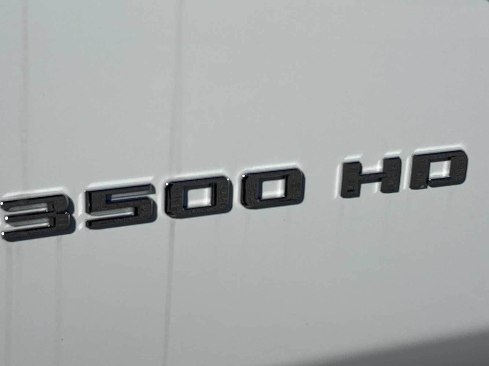 2025 Chevrolet Silverado 3500 HD LT - Photo 29