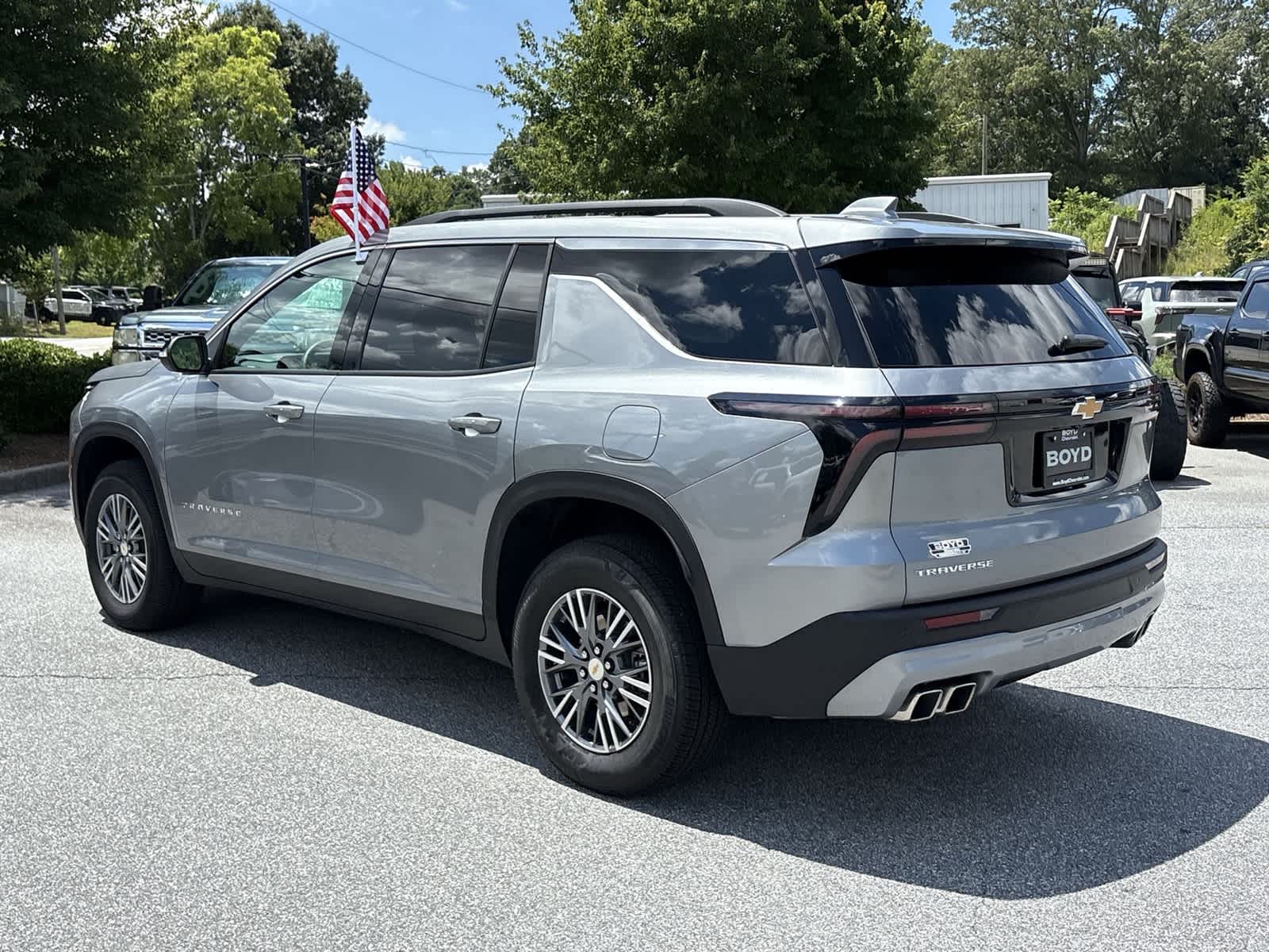 2025 Chevrolet Traverse LT - Photo 6