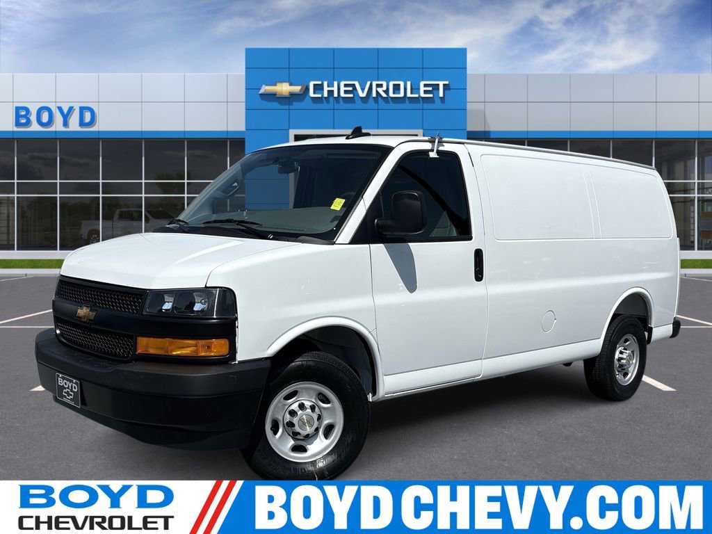 2025 Chevrolet Express Cargo Work Van's photo