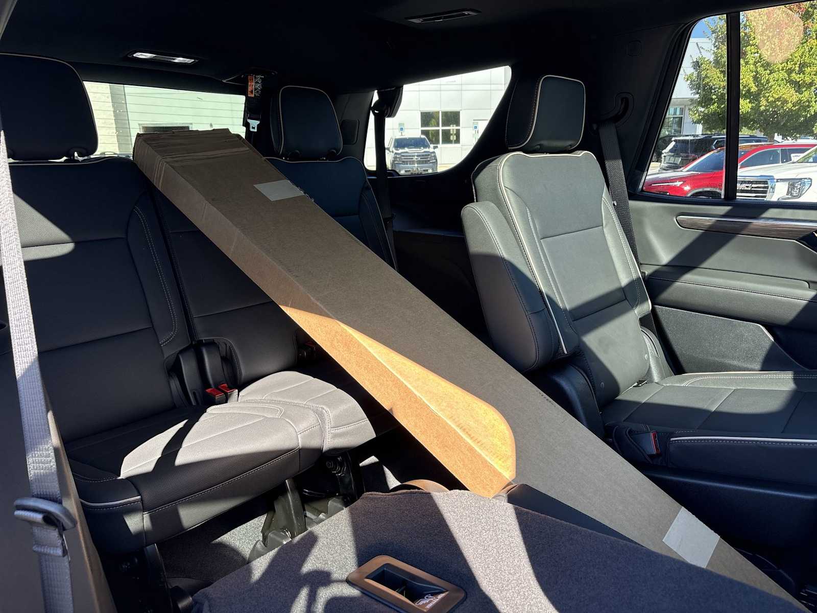 2027 Chevrolet Tahoe Premier - Photo 28