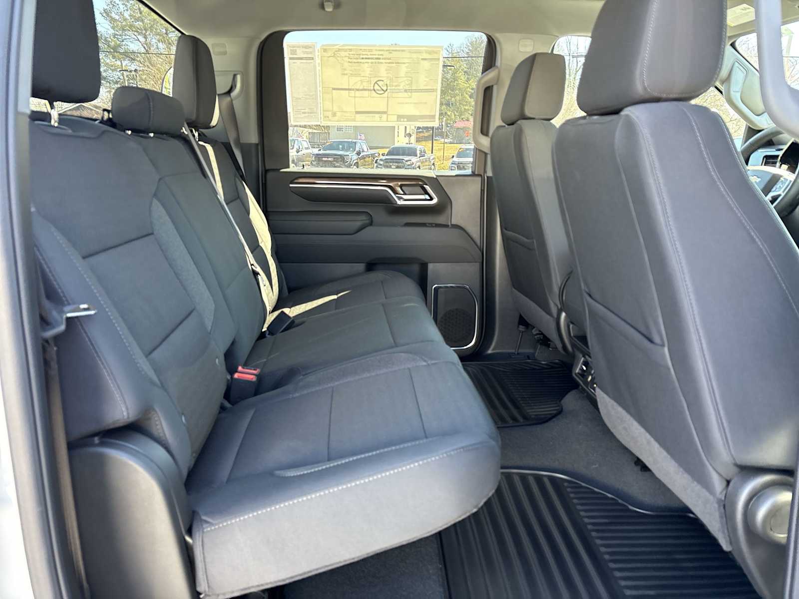 2025 Chevrolet Silverado 3500 HD LT - Photo 25