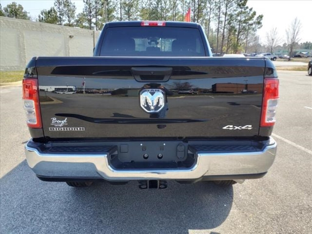 New 2024 Ram 2500 BIG HORN CREW CAB 4X4 6'4 BOX For Sale South Hill VA