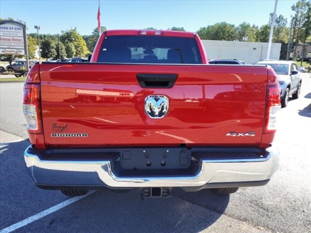 New 2024 Ram 2500 BIG HORN CREW CAB 4X4 6'4 BOX For Sale South Hill VA