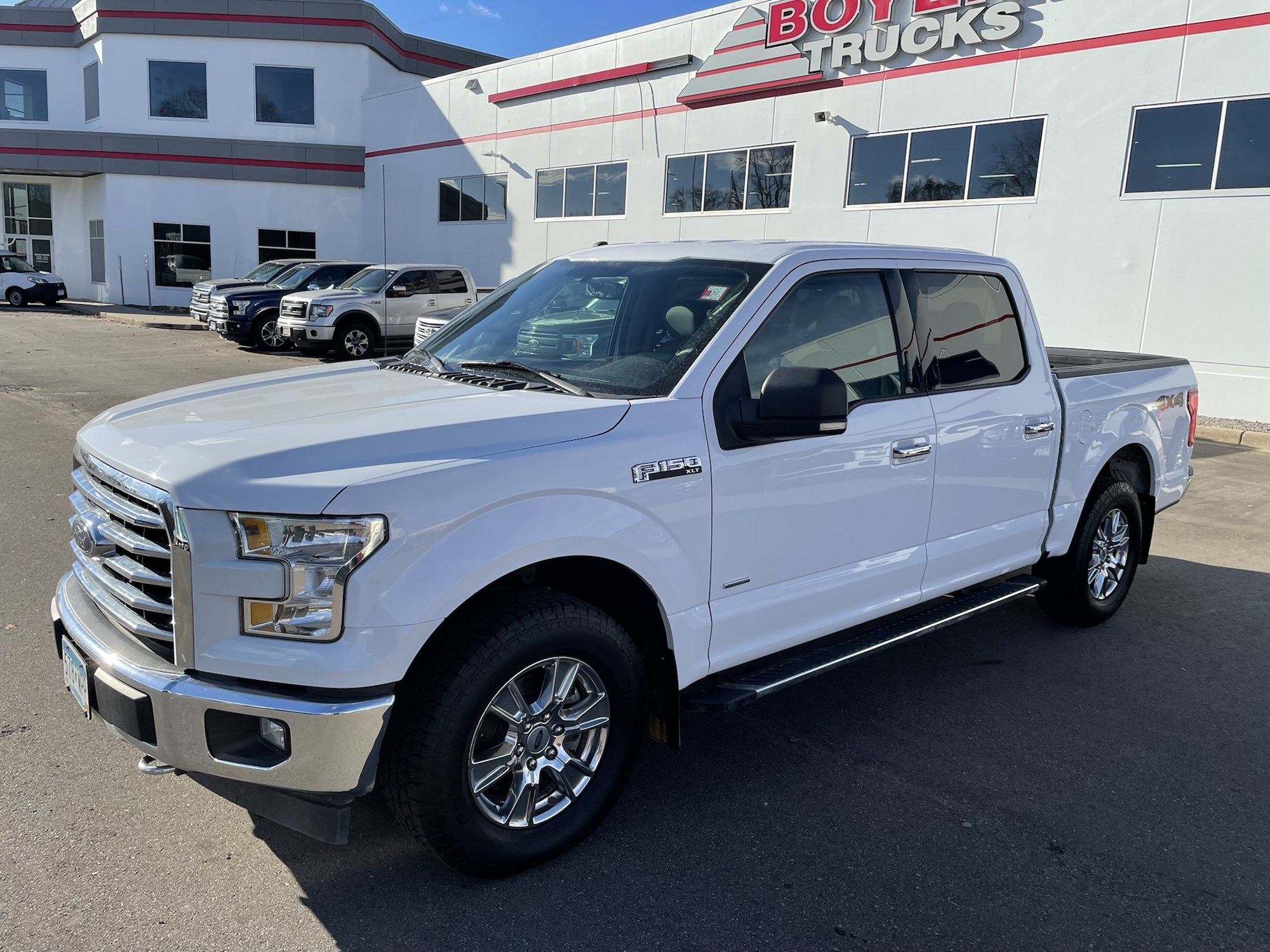 Used 2017 Ford F-150 XLT with VIN 1FTEW1EP1HKC06282 for sale in Minneapolis, Minnesota