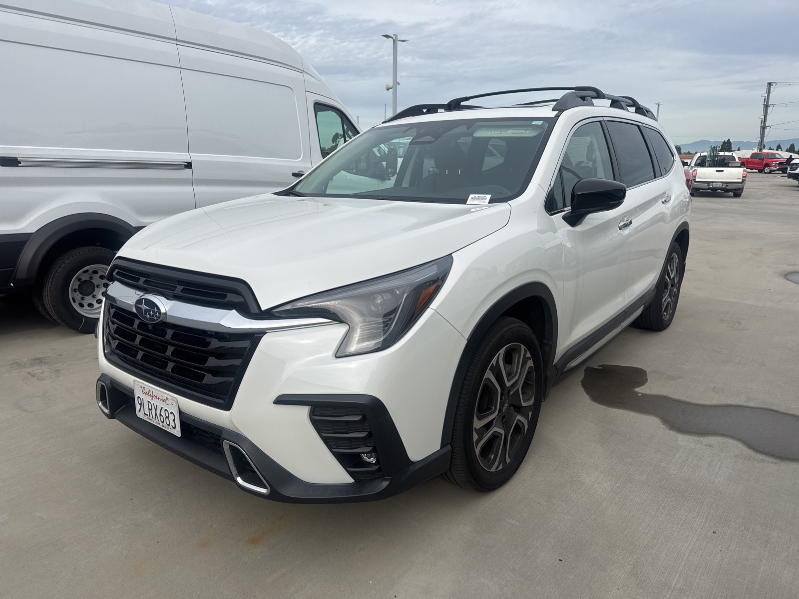 2024 Subaru Ascent Touring's photo