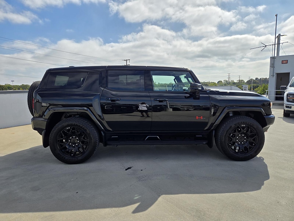 Used 2024 GMC HUMMER EV 2X with VIN 1GKB0NDEXRU104291 for sale in Long Beach, CA