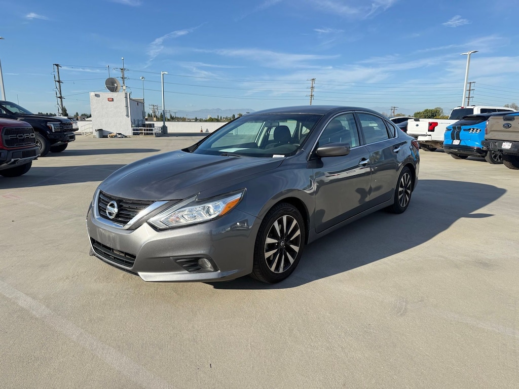 Used 2018 Nissan Altima 2.5 SV Sedan