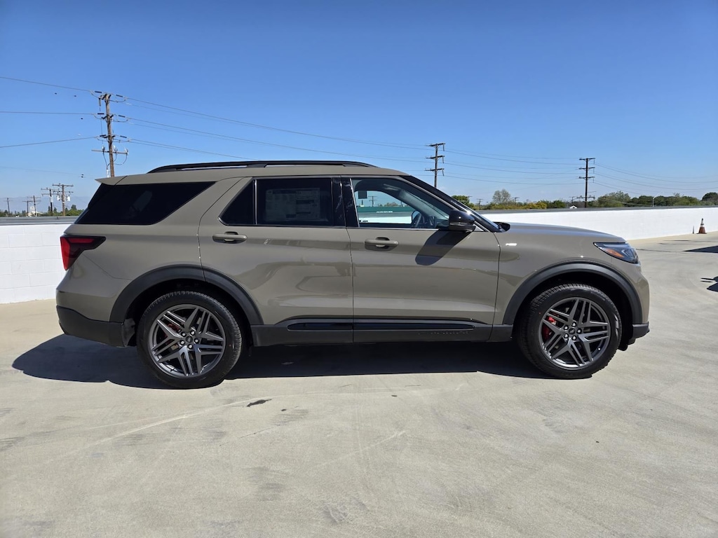 New 2026 Ford Explorer ST-Line SUV