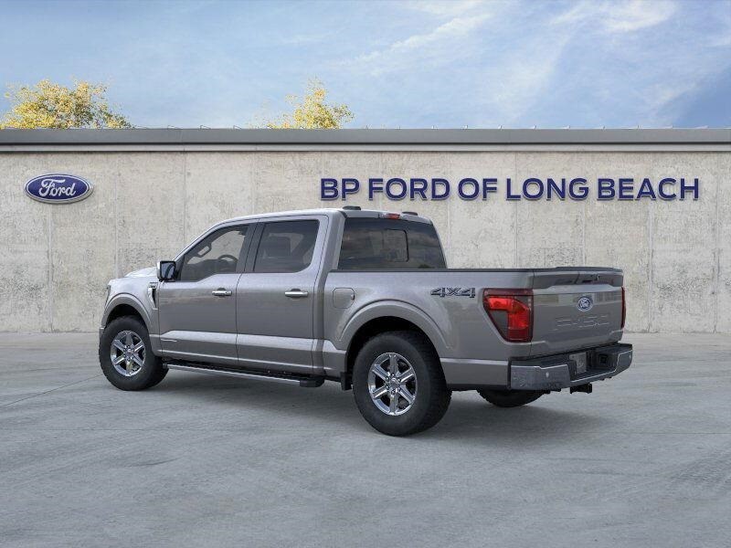 2025 Ford F-150 XLT photo 4