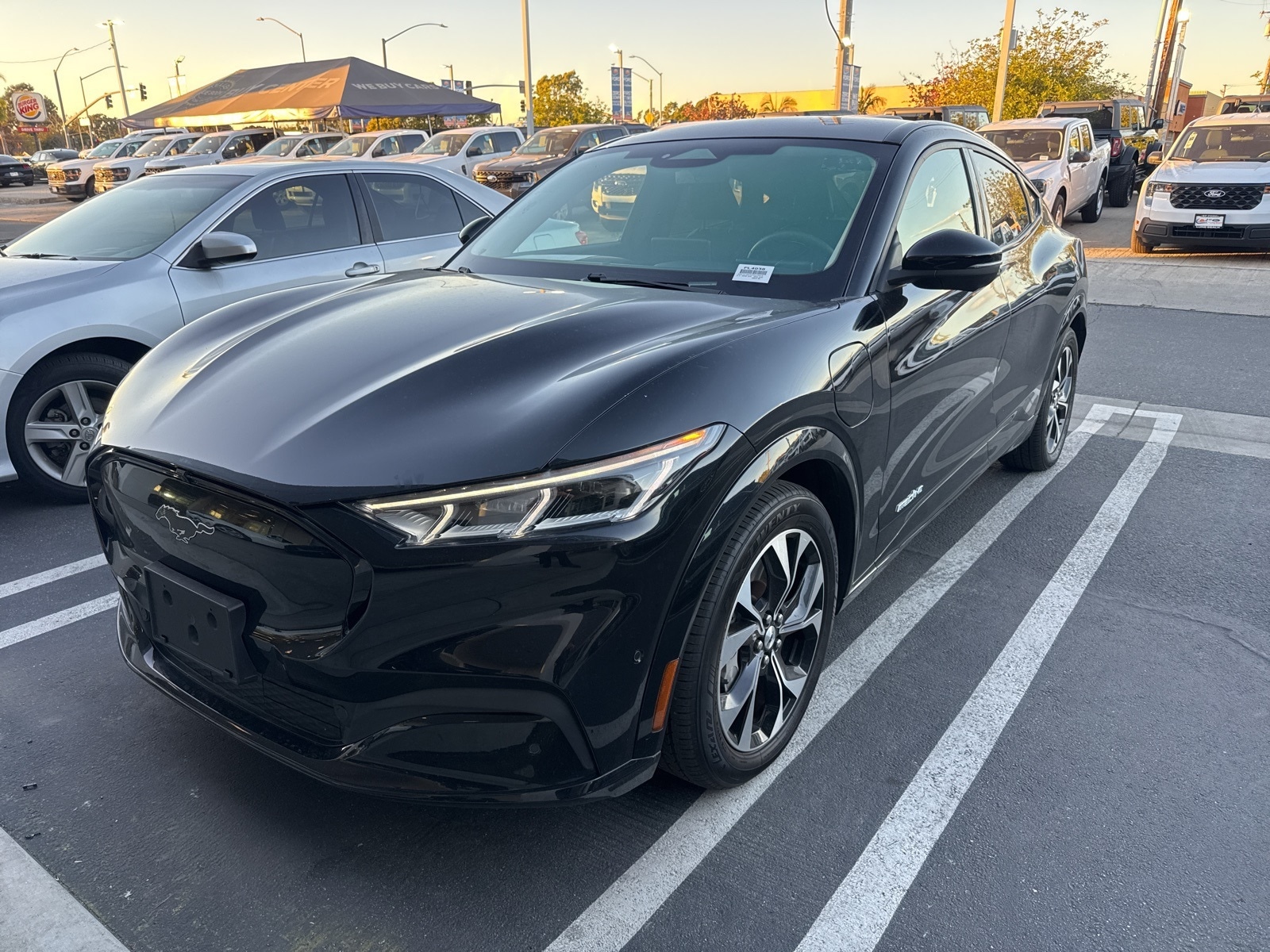 2023 Ford Mustang-Mach-e Premium's photo