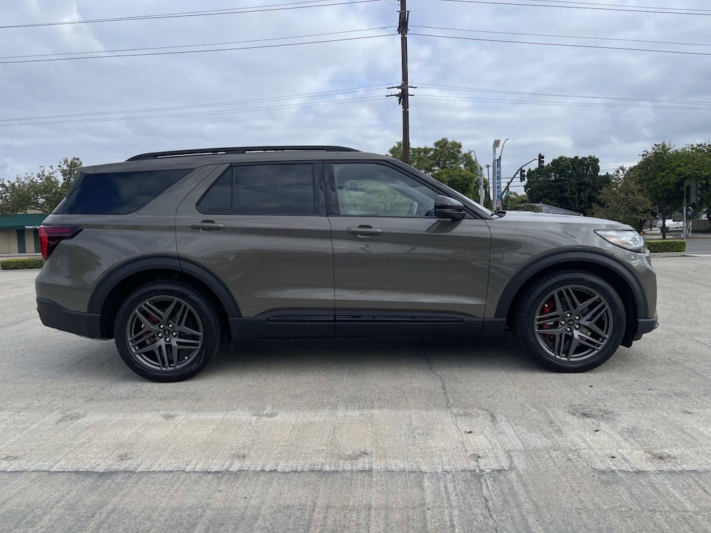 New 2026 Ford Explorer ST SUV