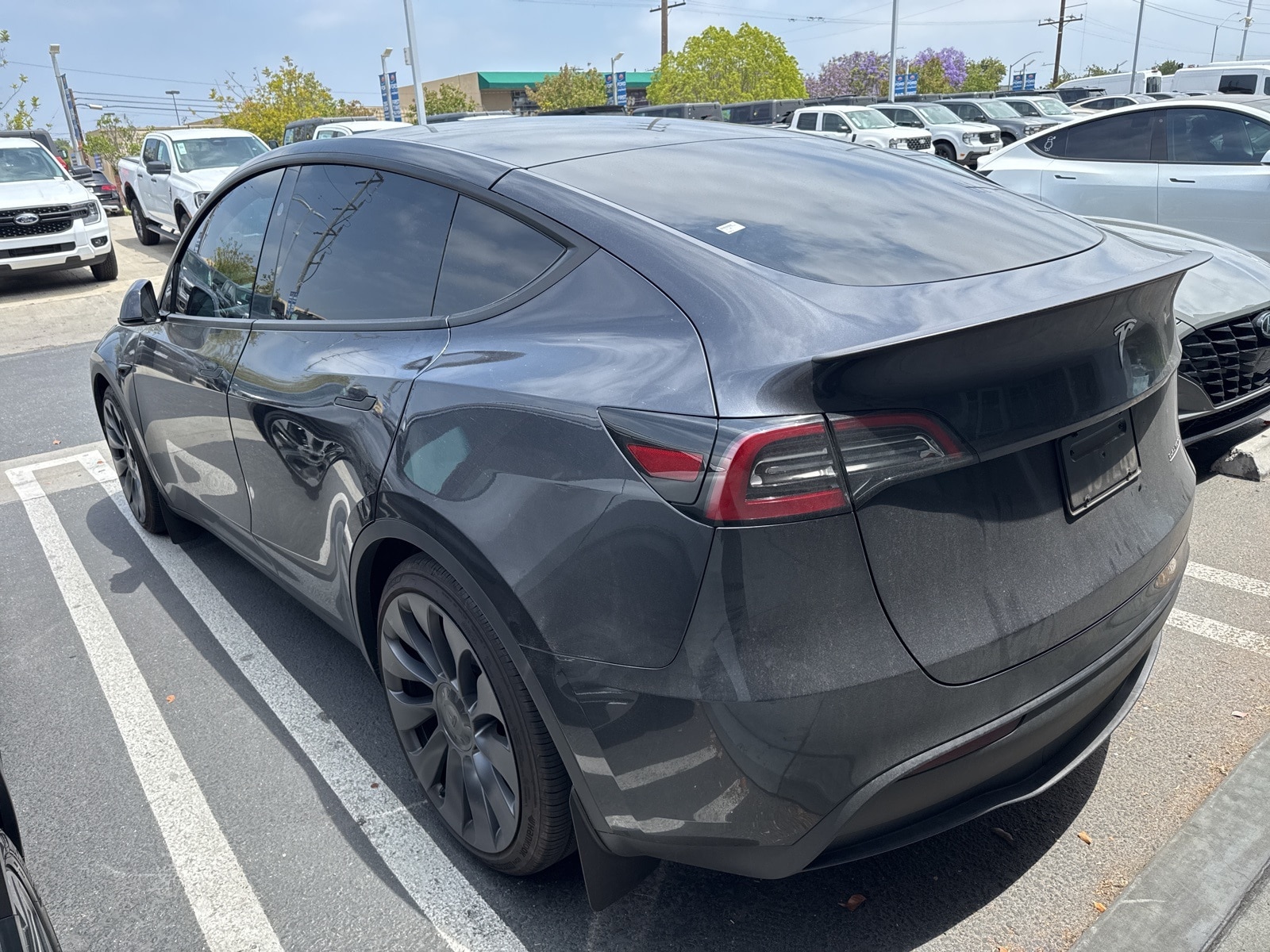 Used 2024 Tesla Model Y Performance with VIN 7SAYGDEF4RF156983 for sale in Long Beach, CA