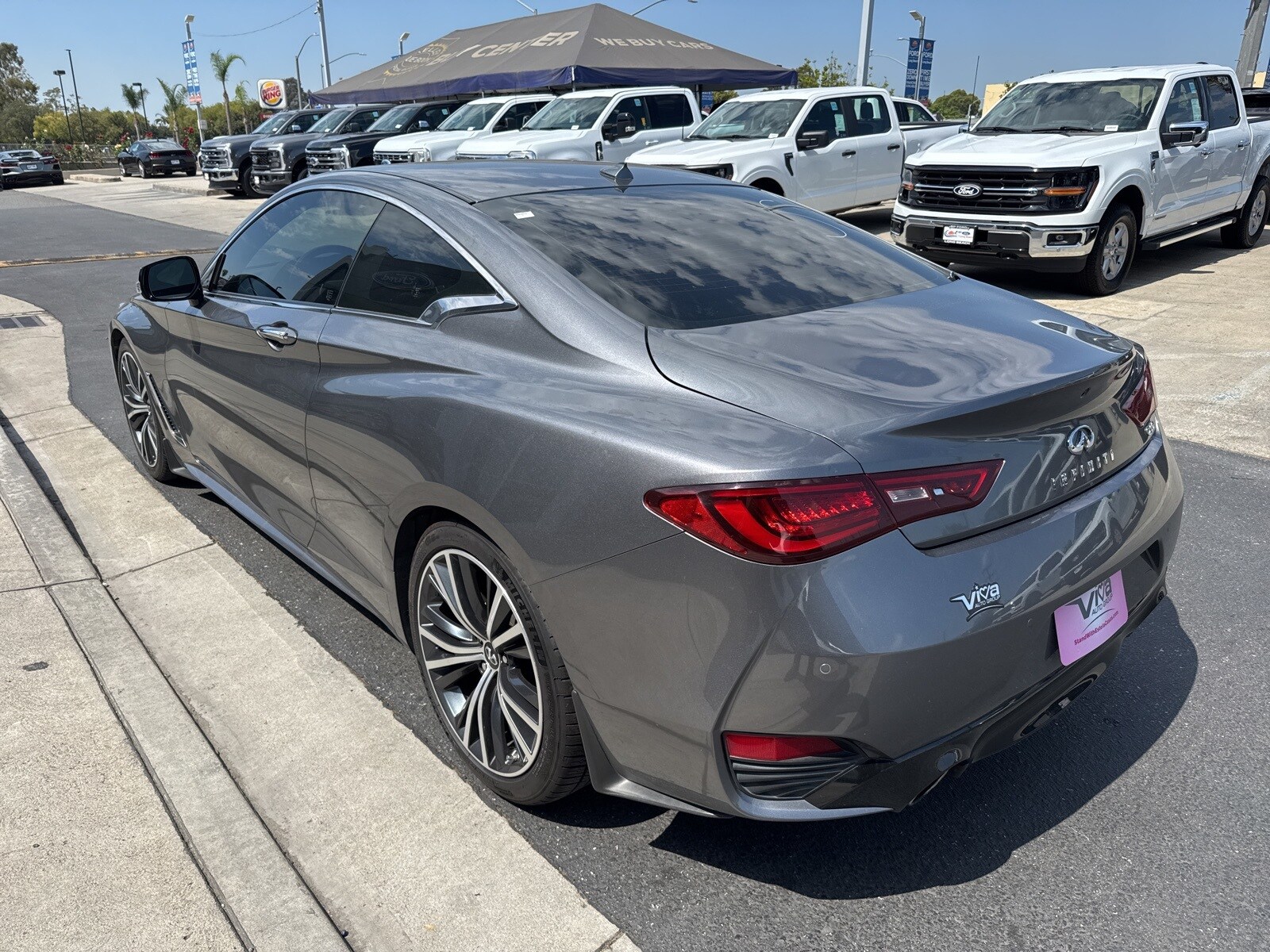 2022 Infiniti Q60 Luxe Coupe photo 2