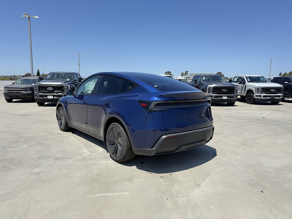 Used 2026 Tesla Model Y Premium with VIN 7SAYGDED1TF383411 for sale in Long Beach, CA