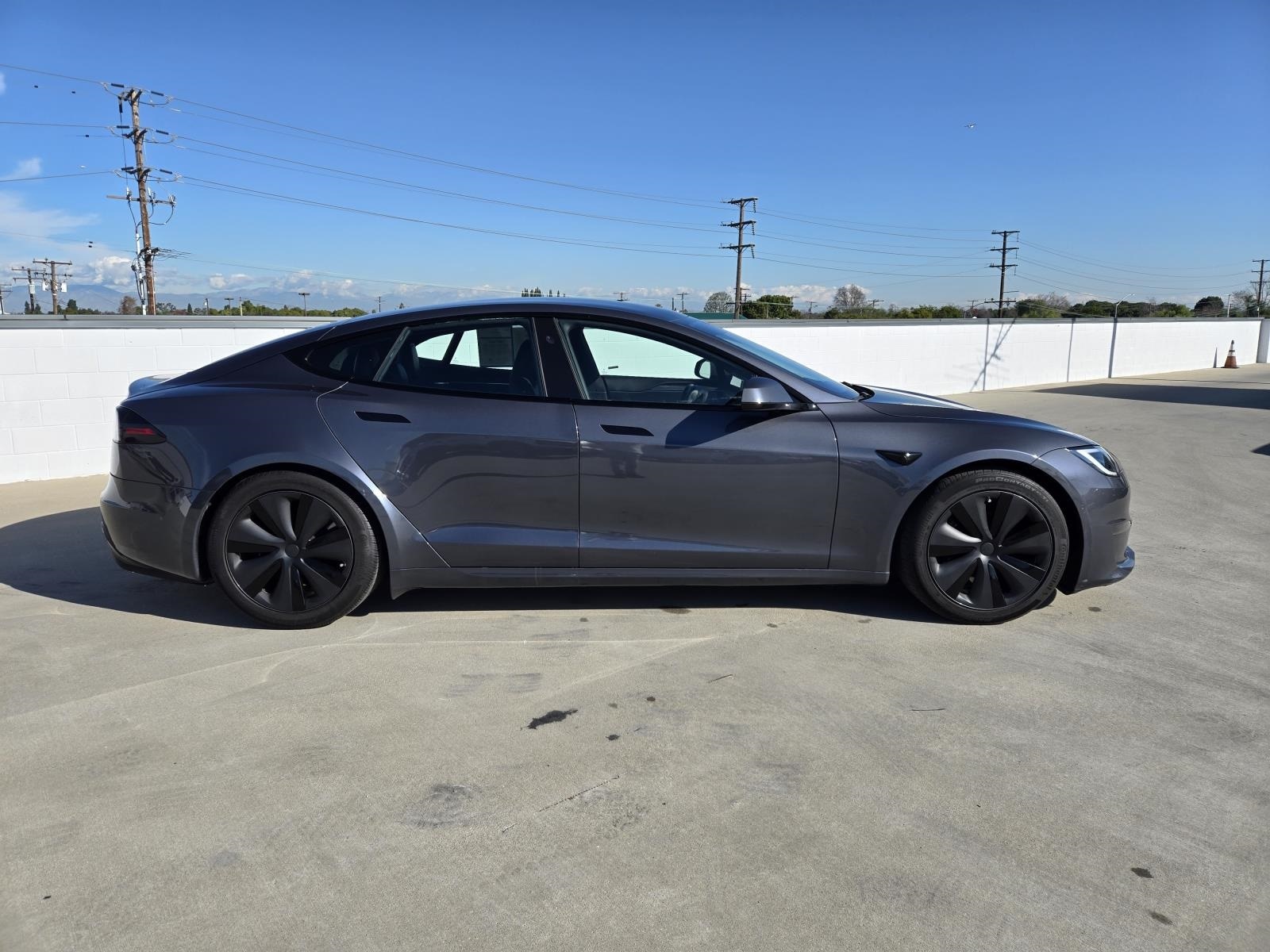 Used 2023 Tesla Model S Standard Range with VIN 5YJSA1E52PF499072 for sale in Long Beach, CA