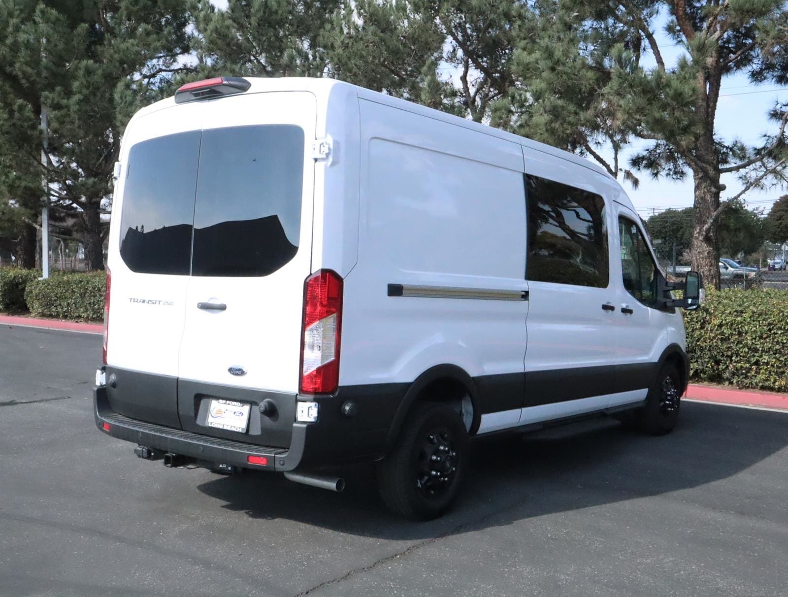 2024 Ford Transit 250