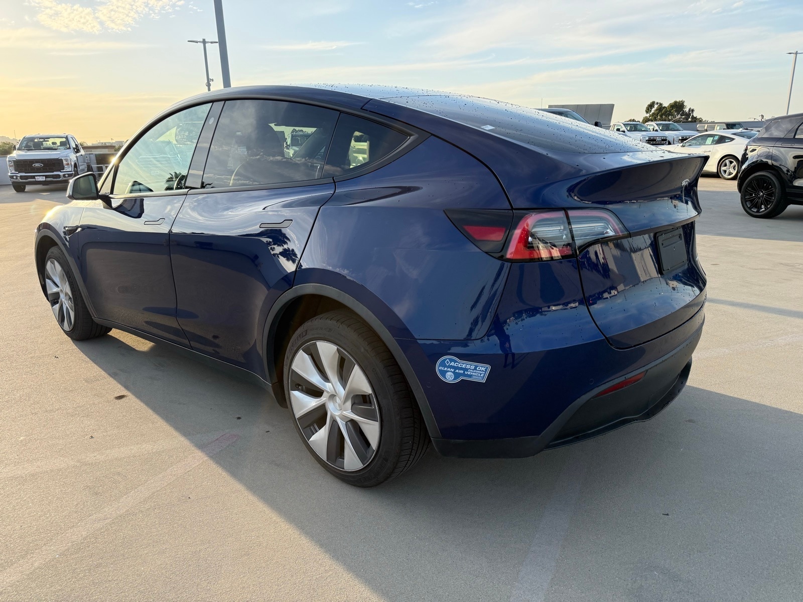 Used 2021 Tesla Model Y Long Range with VIN 5YJYGDEE0MF114744 for sale in Kansas City