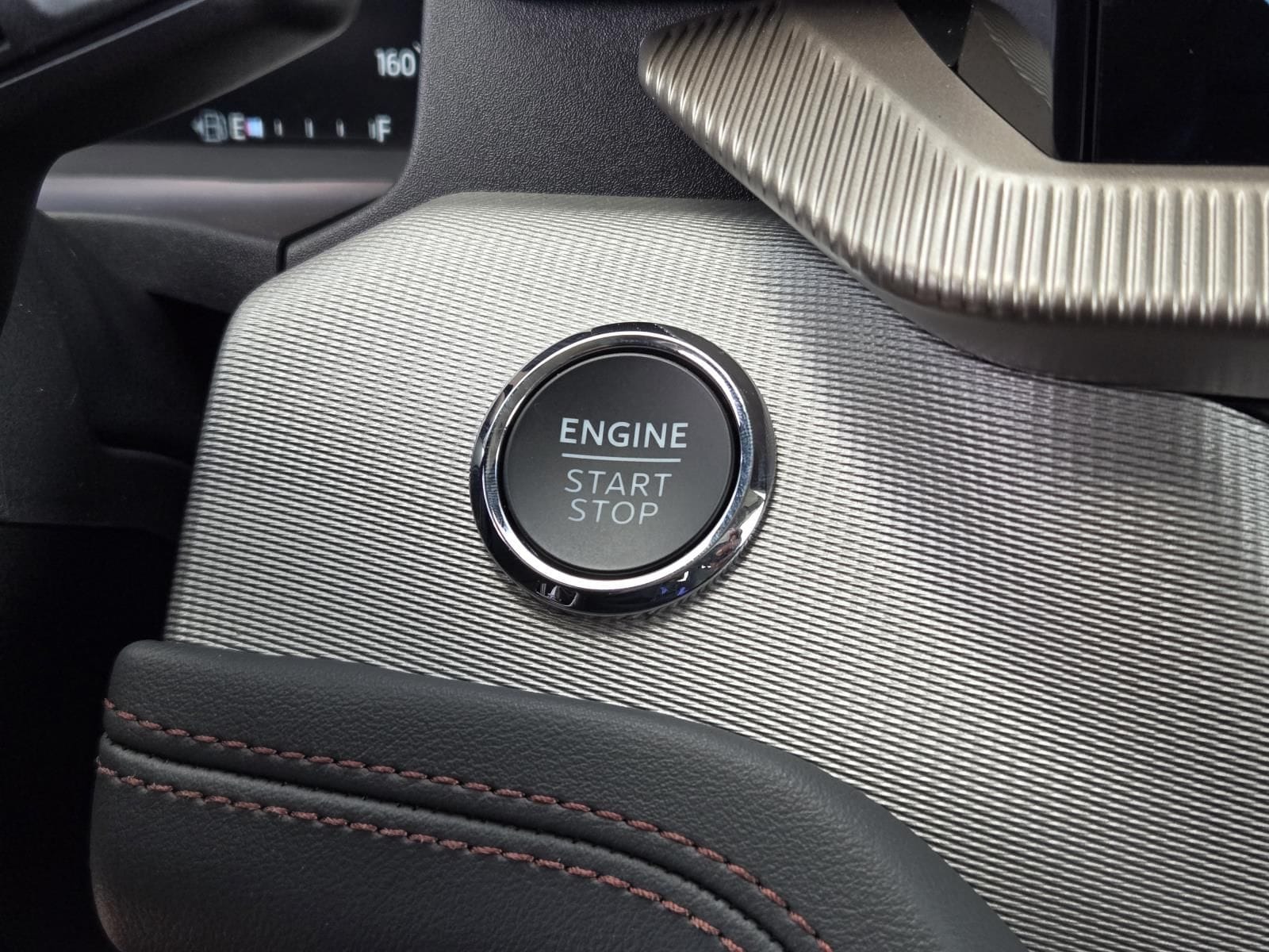 2026 Ford Explorer Active - Photo 13