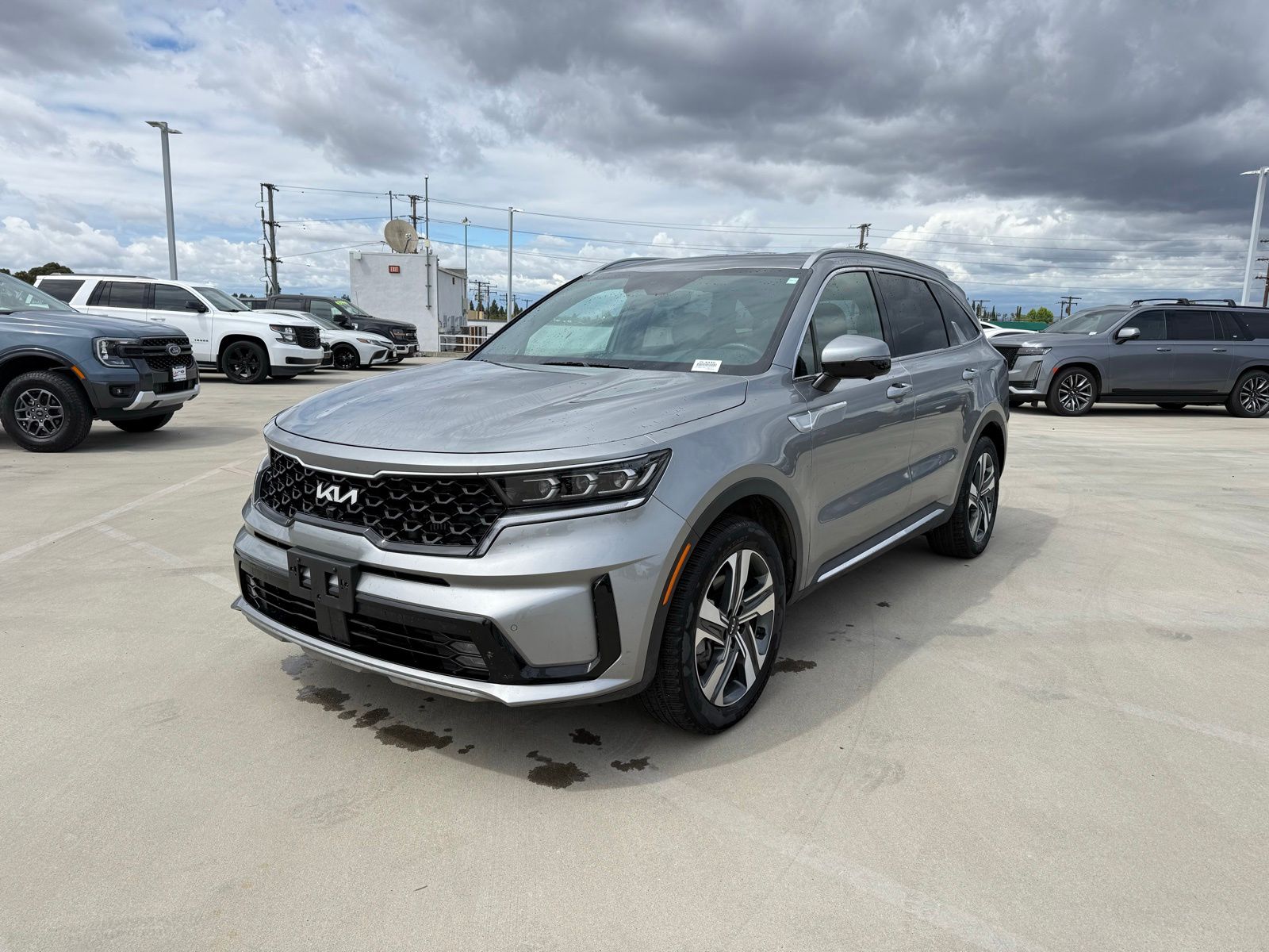 2023 Kia Sorento SX Prestige Hybrid AT 4WD's photo