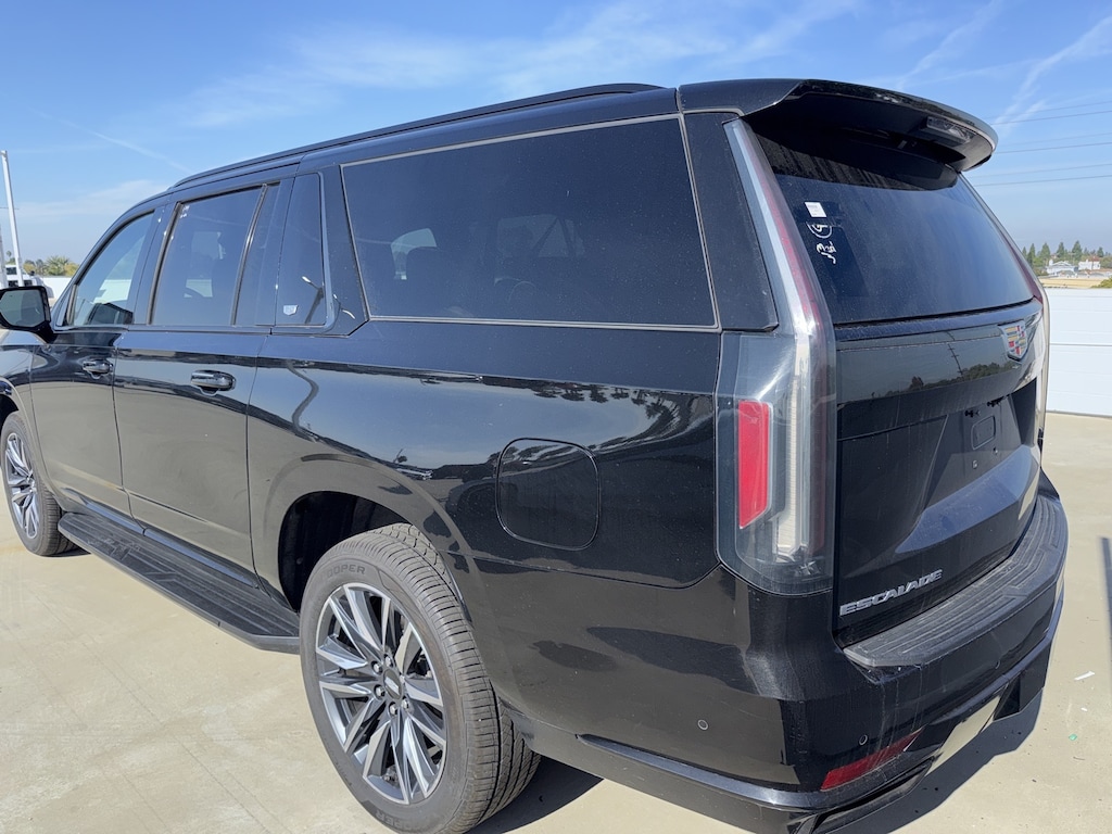 Used 2023 Cadillac Escalade ESV Sport SUV
