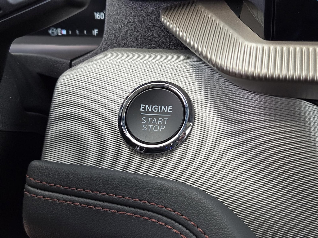 2026 Ford Explorer Active - Photo 13