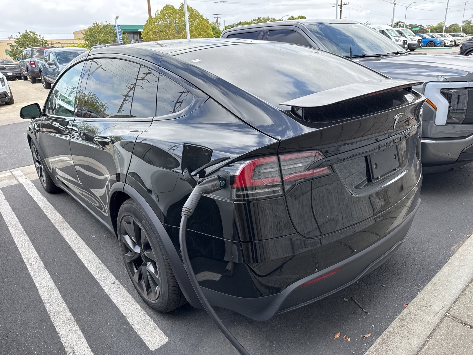 Used 2022 Tesla Model X Plaid with VIN 7SAXCBE62NF338090 for sale in Long Beach, CA