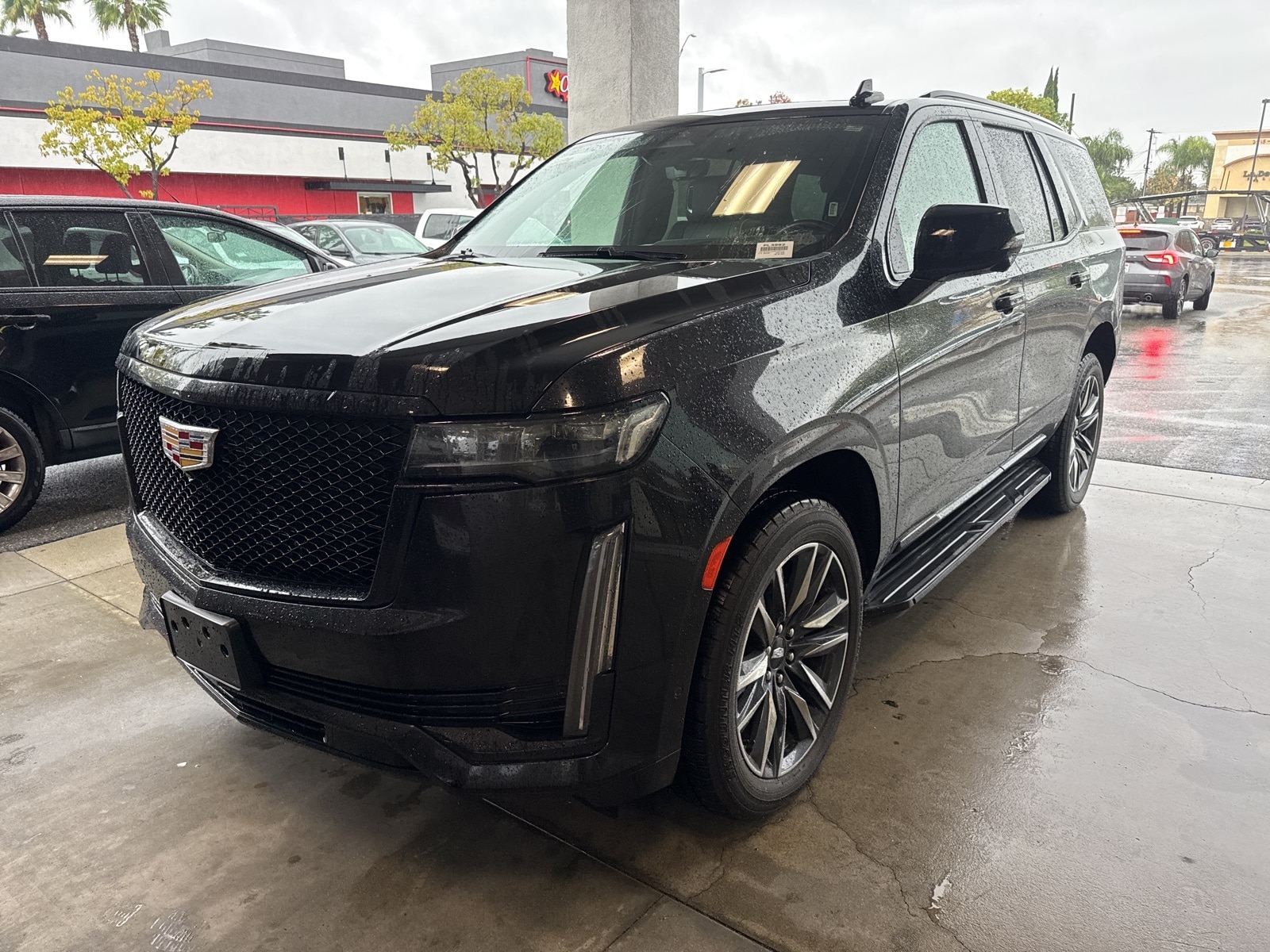 2023 Cadillac Escalade Sport's photo