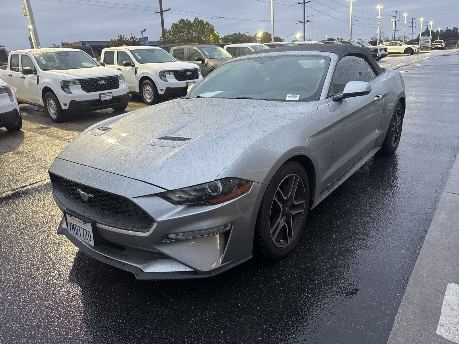 2020 Ford Mustang EcoBoost Premium's photo