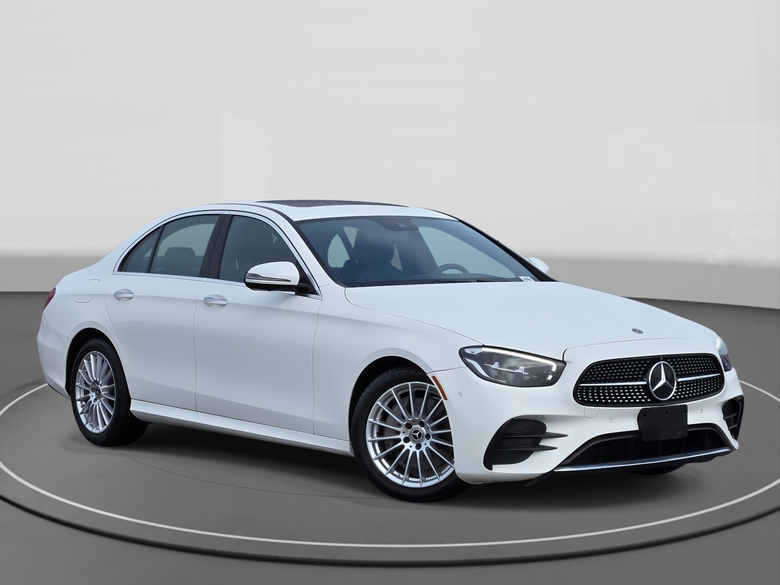2021 Mercedes-Benz E-Class E350's photo