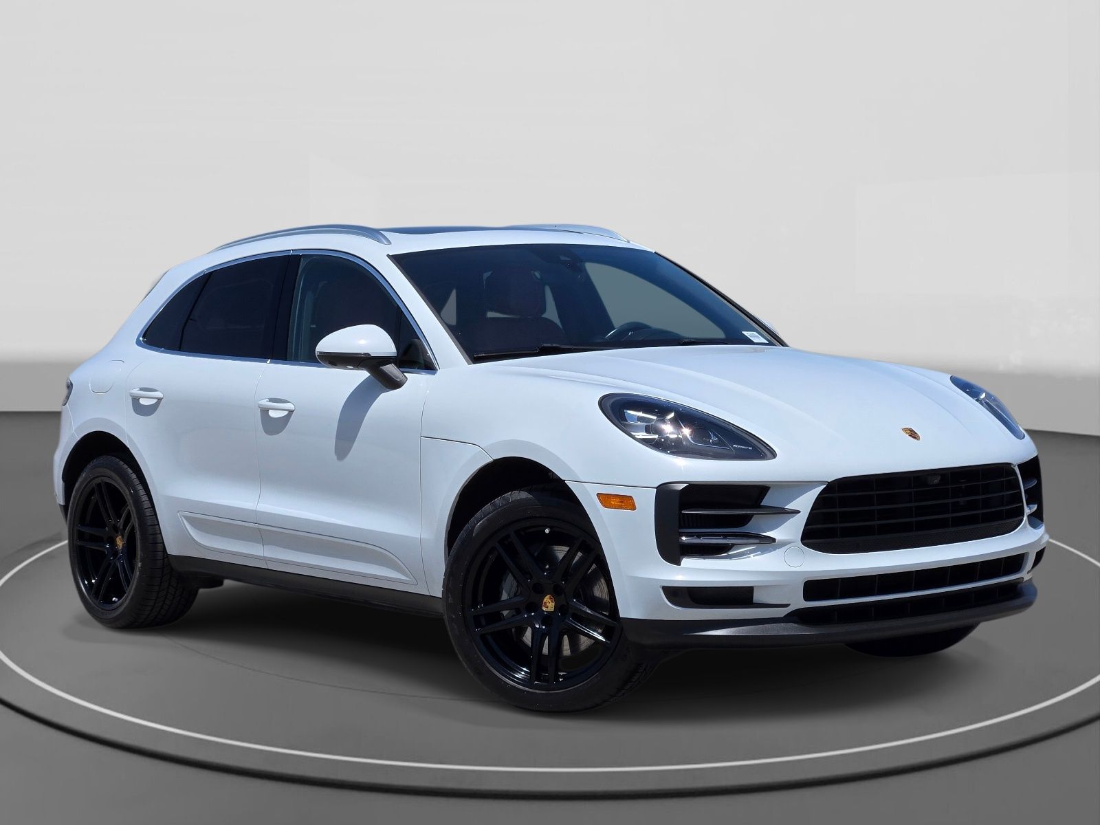 2021 Porsche Macan S's photo