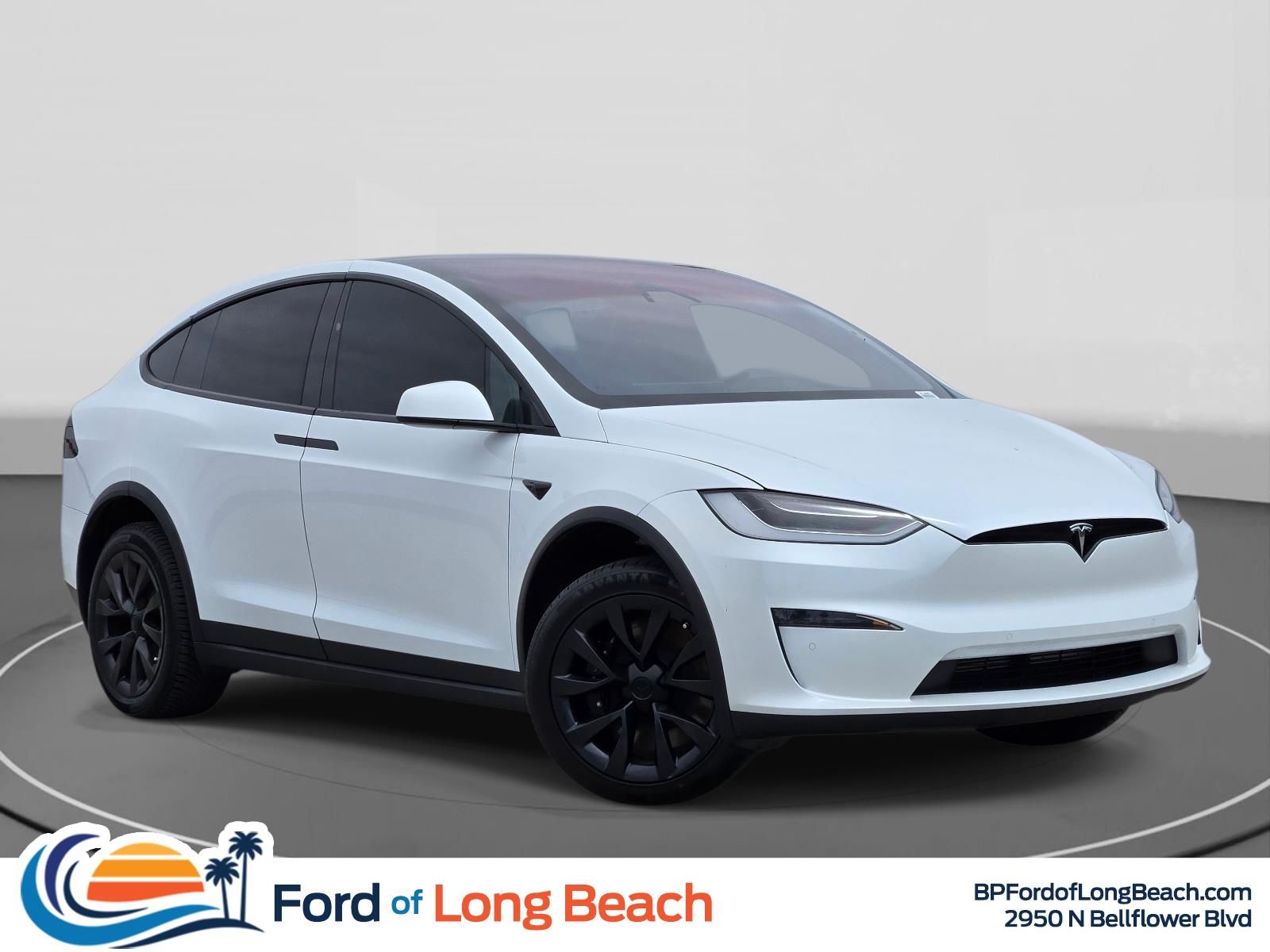 2022 Tesla Model X Plaid's photo