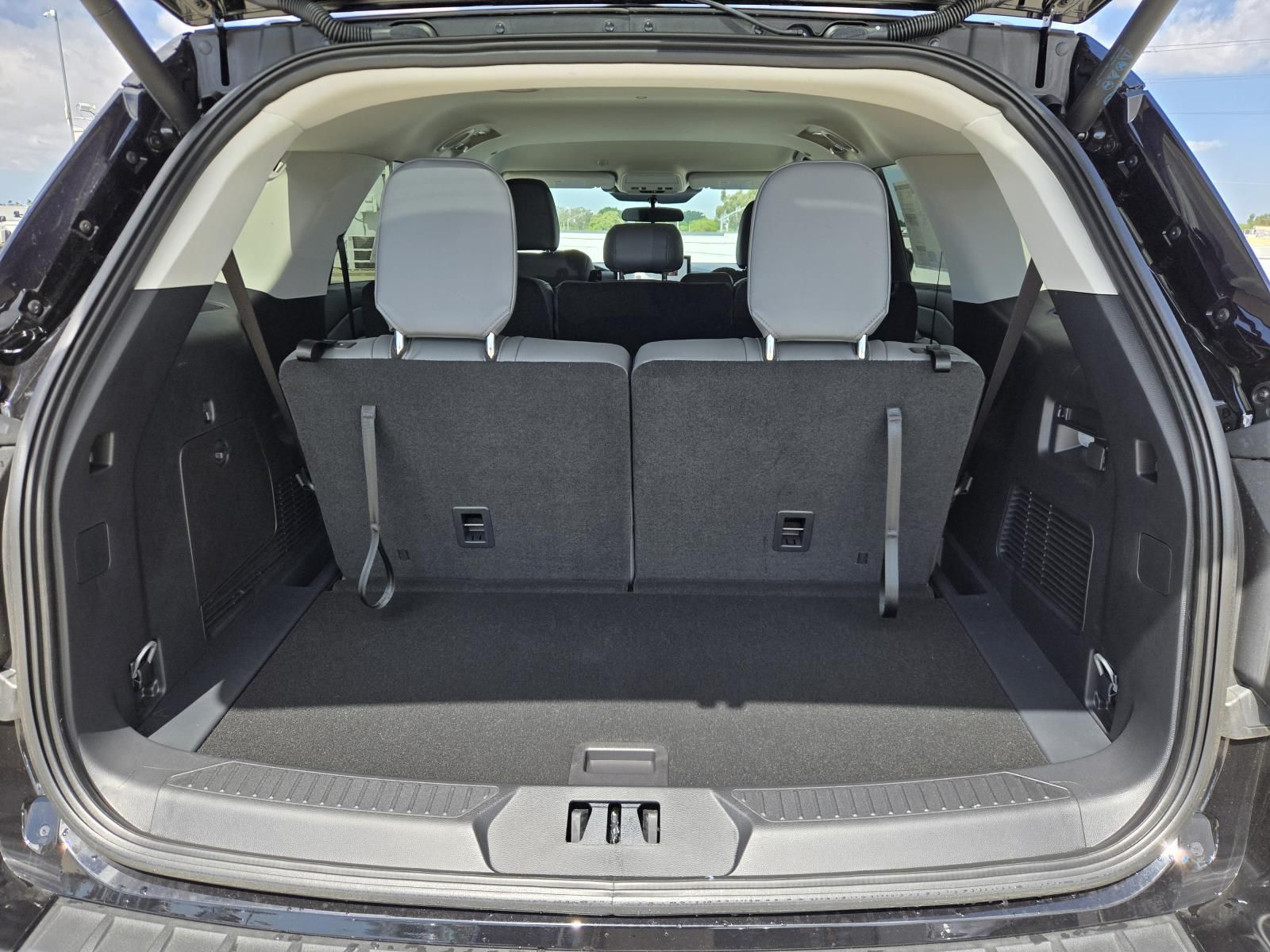 2026 Ford Explorer Active - Photo 30