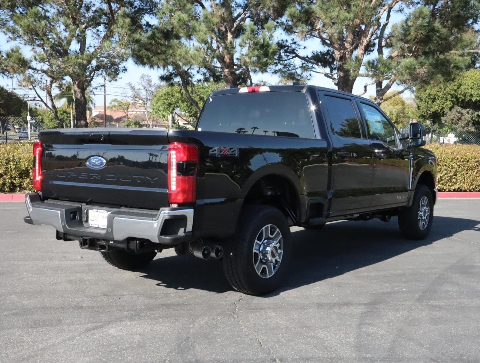 2025 Ford F-250 photo 4