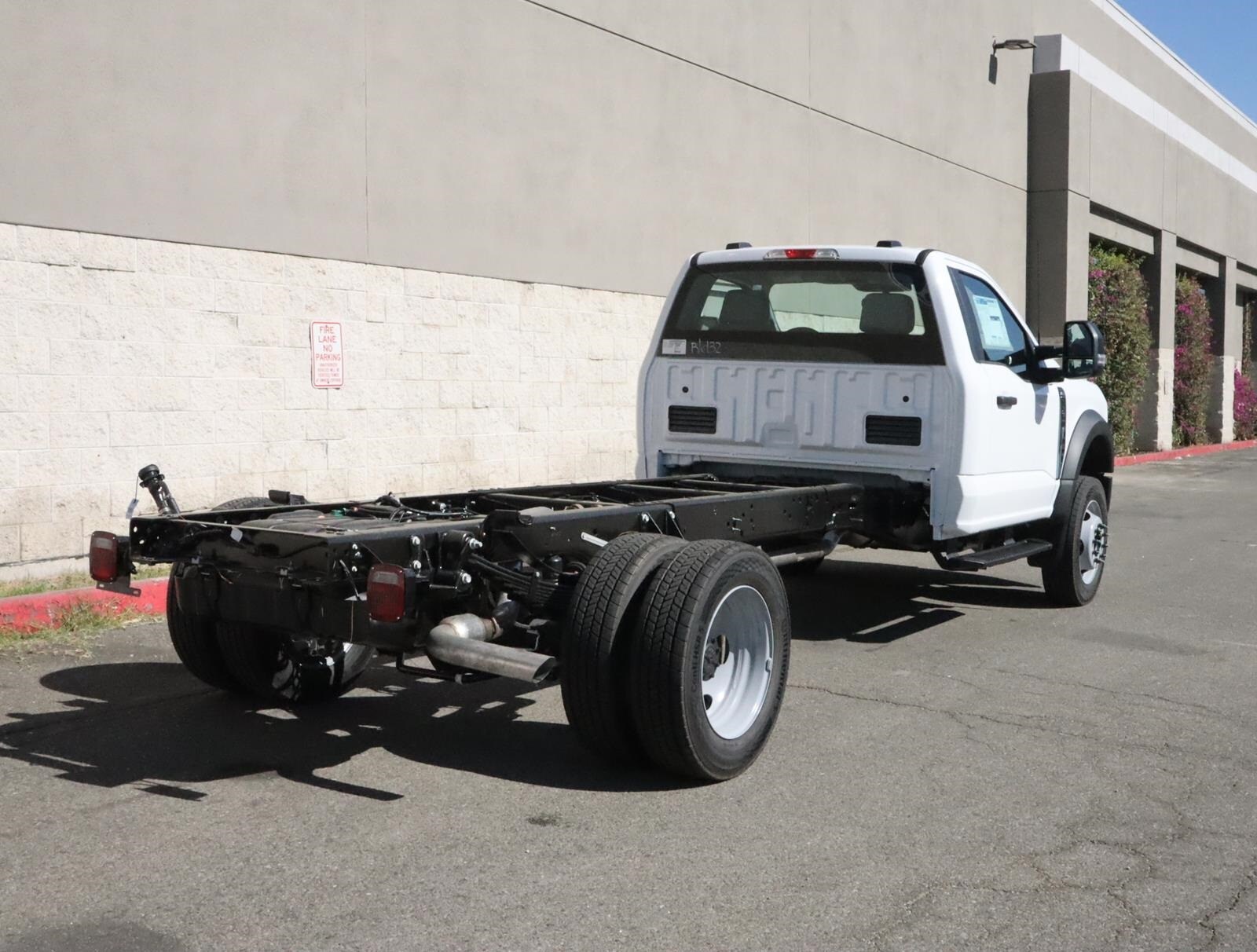 2024 Ford F-550 photo 4