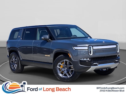 2023 Rivian R1S Adventure SUV