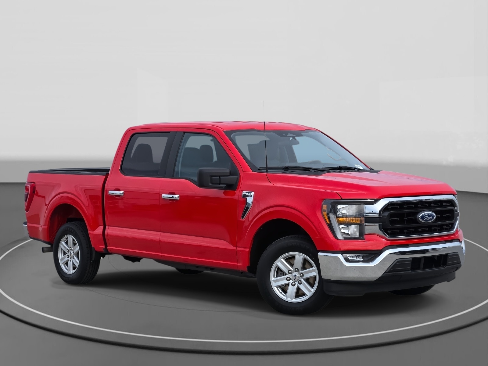 2023 Ford F-150 XLT's photo