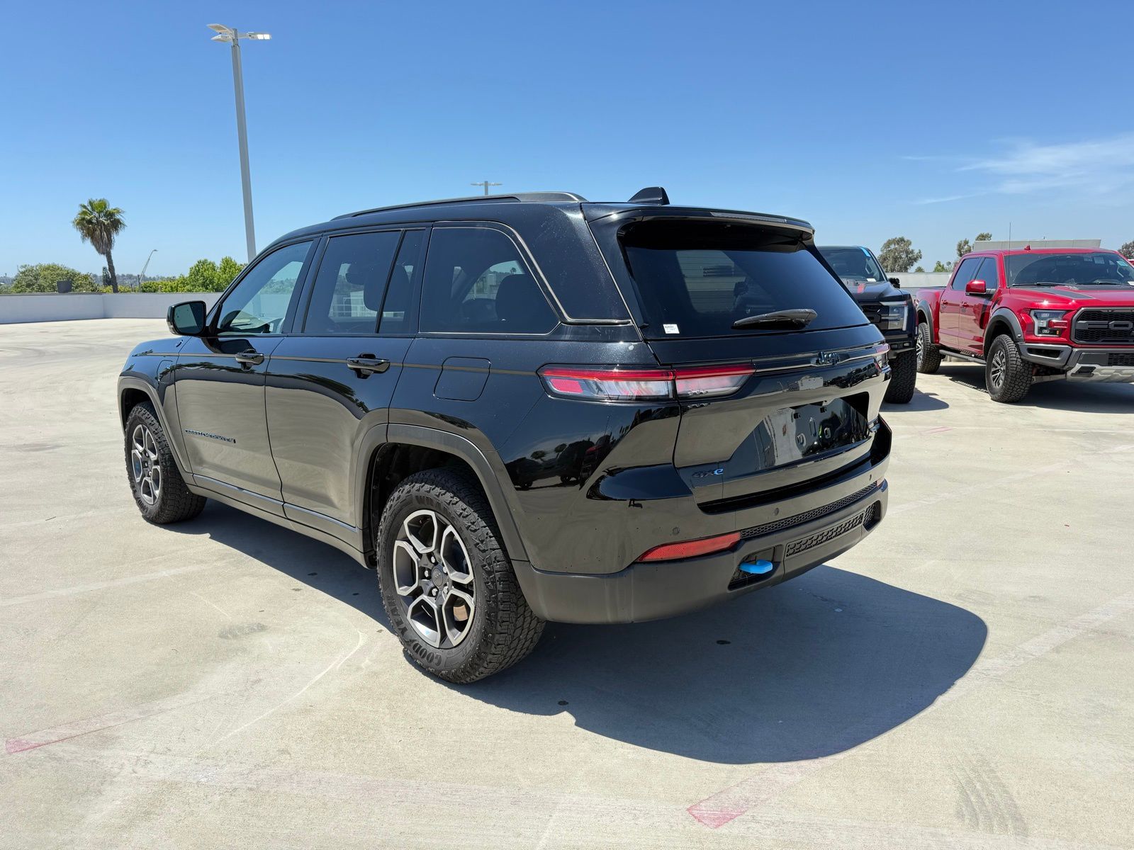 Used 2022 Jeep Grand Cherokee Trailhawk 4xe with VIN 1C4RJYC66N8721175 for sale in Long Beach, CA