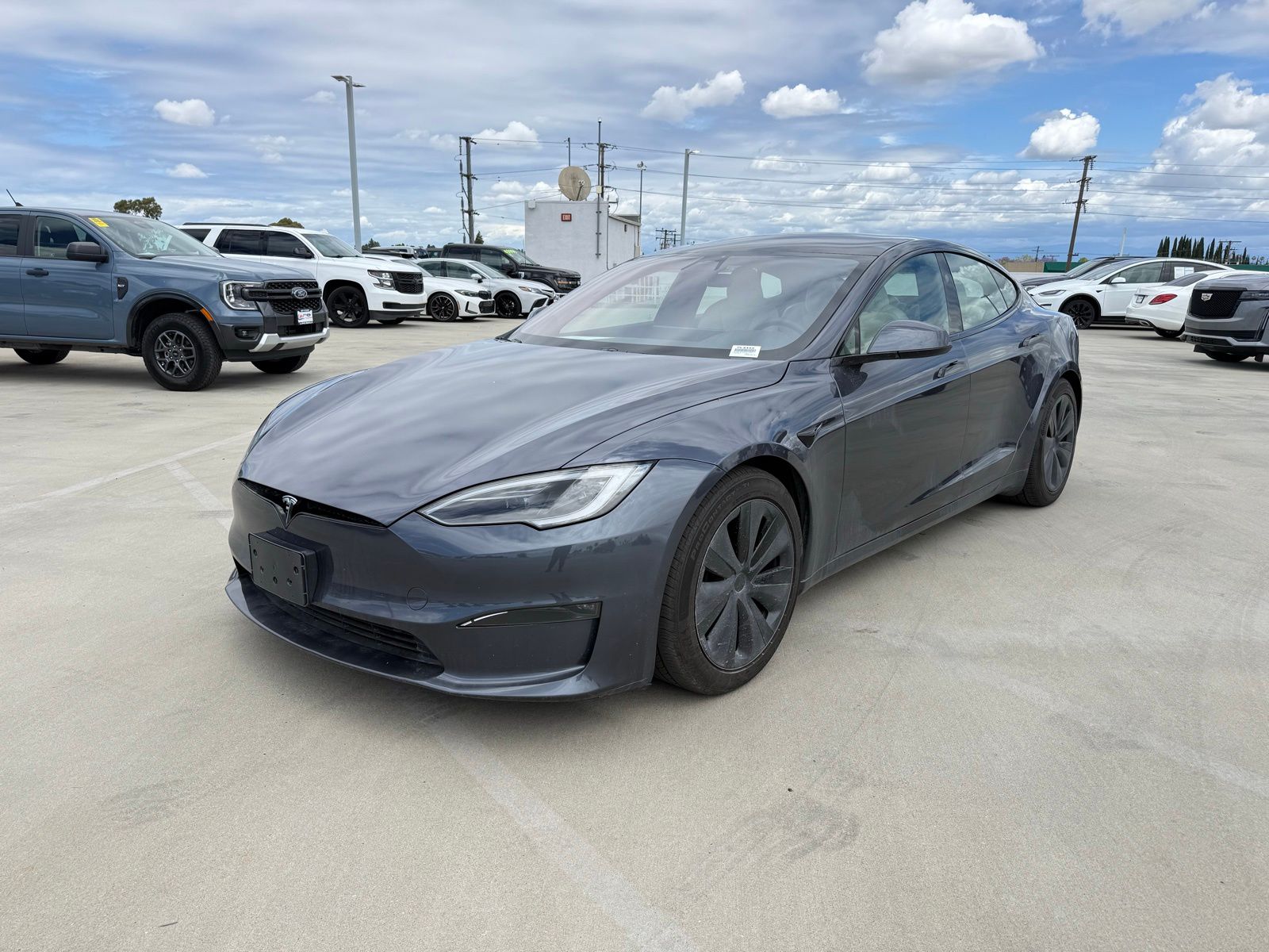 2023 Tesla Model S Standard Range's photo