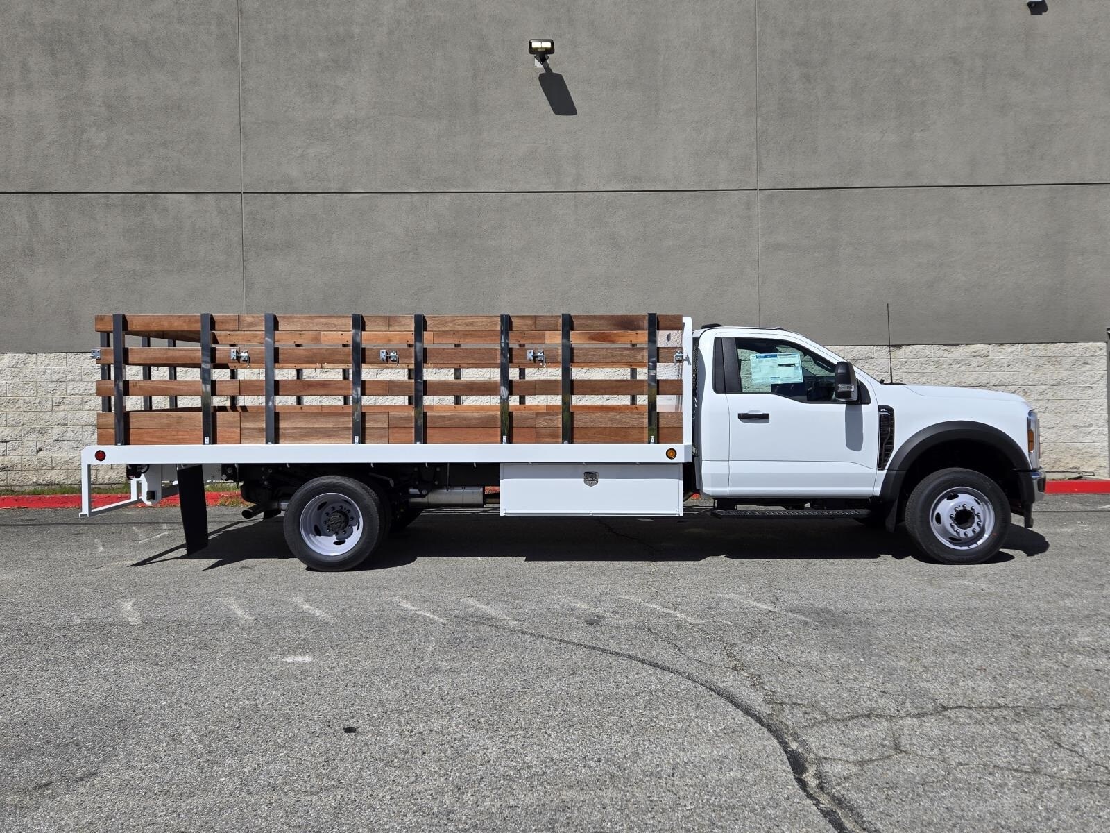 2024 Ford F-550 XL photo 2