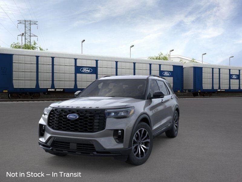 2026 Ford Explorer ST-Line photo 2