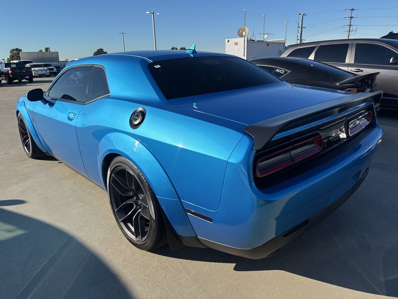 2019 Dodge Challenger R/T Scat Pack Widebody photo 2