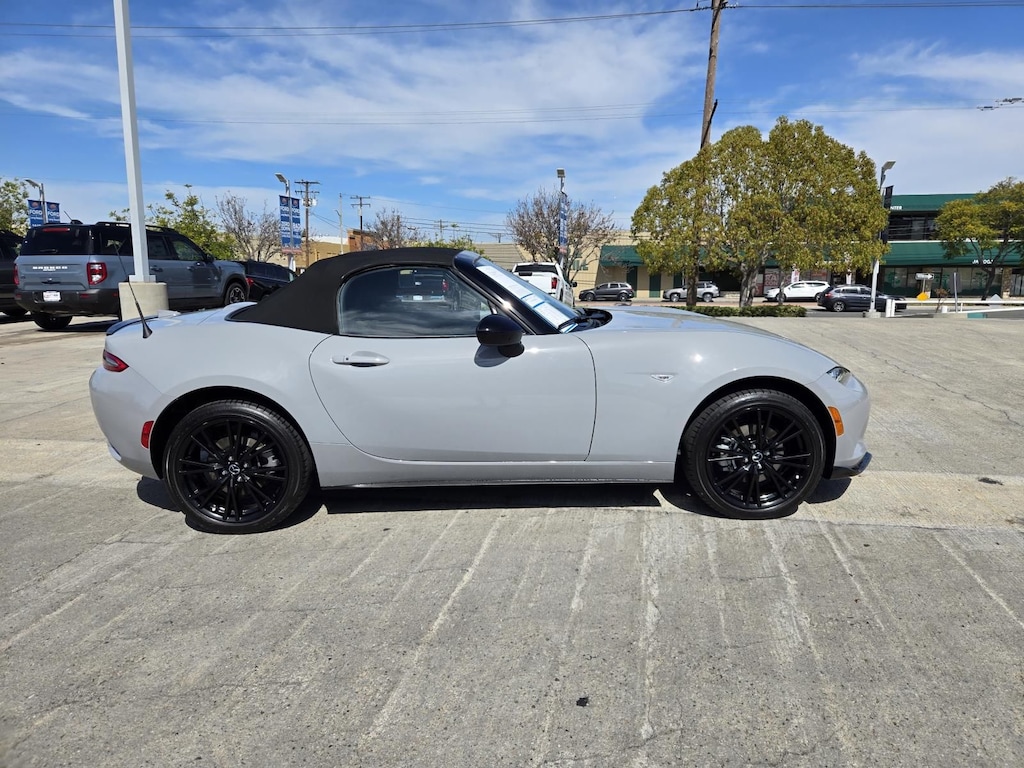 Used 2024 Mazda MX-5 Miata Club Convertible