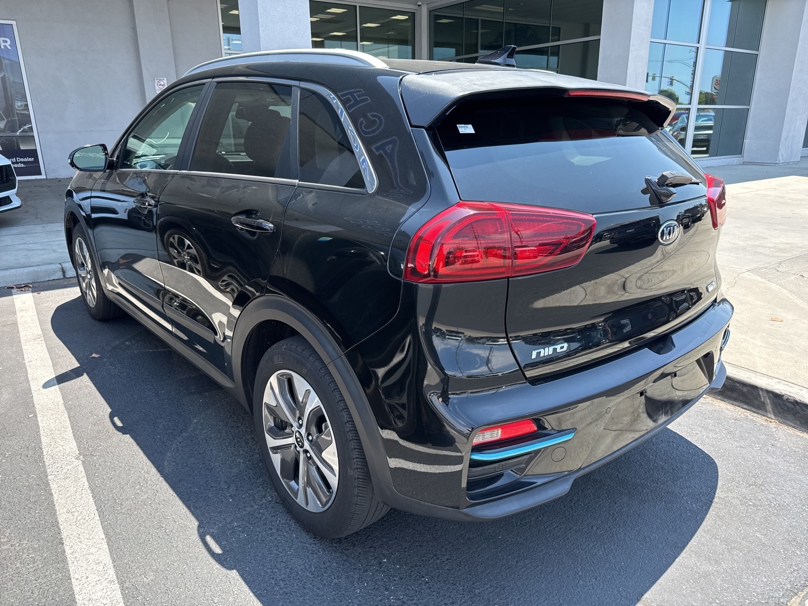 Used 2020 Kia Niro EX Premium with VIN KNDCE3LG0L5081310 for sale in Long Beach, CA